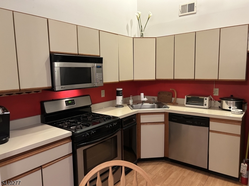 Vanderhaven Farm Village I - Residential