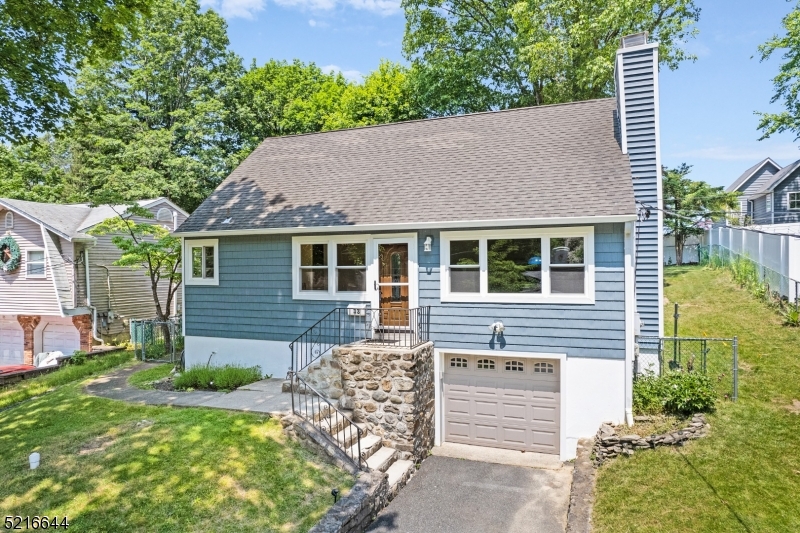 Closed Remsen Street, Brooklyn, New York, ID 3845578 Brown Harris