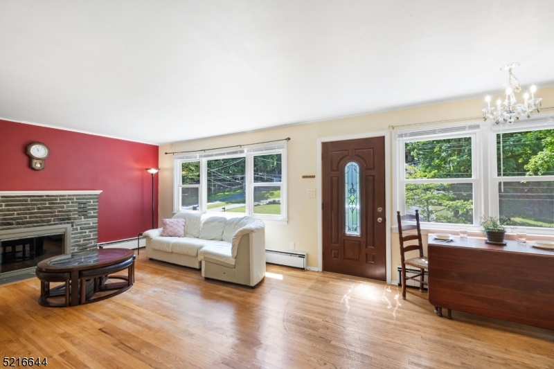 Closed Remsen Street, Brooklyn, New York, ID 3845578 Brown Harris