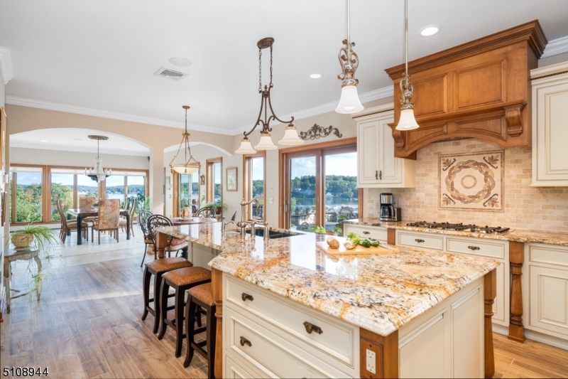 Main Lake - Residential