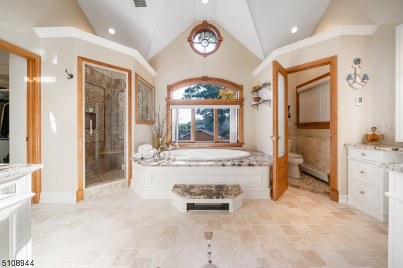 Main Lake - Residential