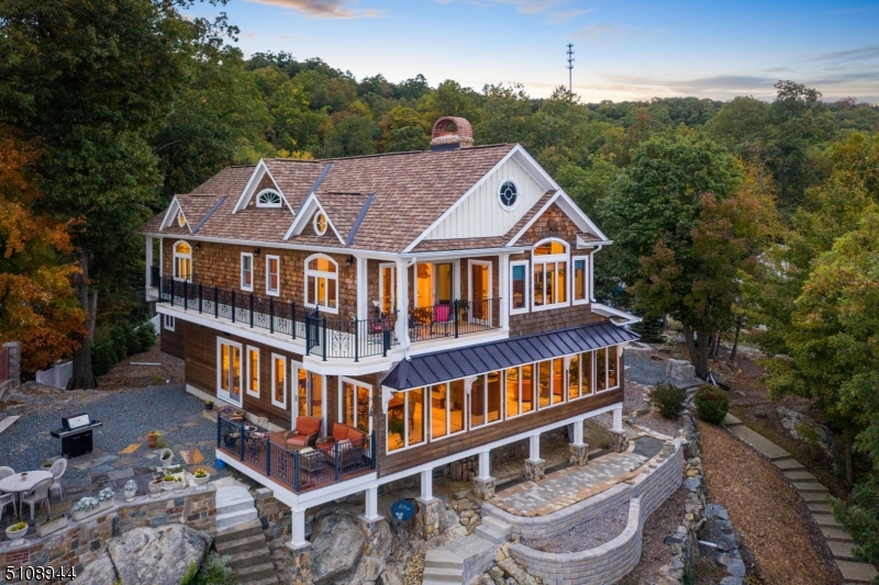 Main Lake - Residential