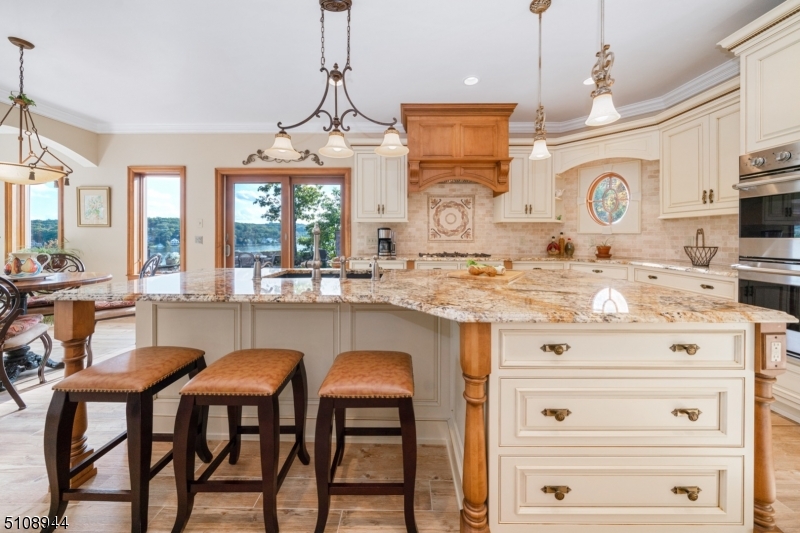 Main Lake - Residential