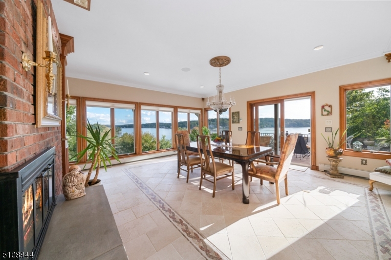 Main Lake - Residential