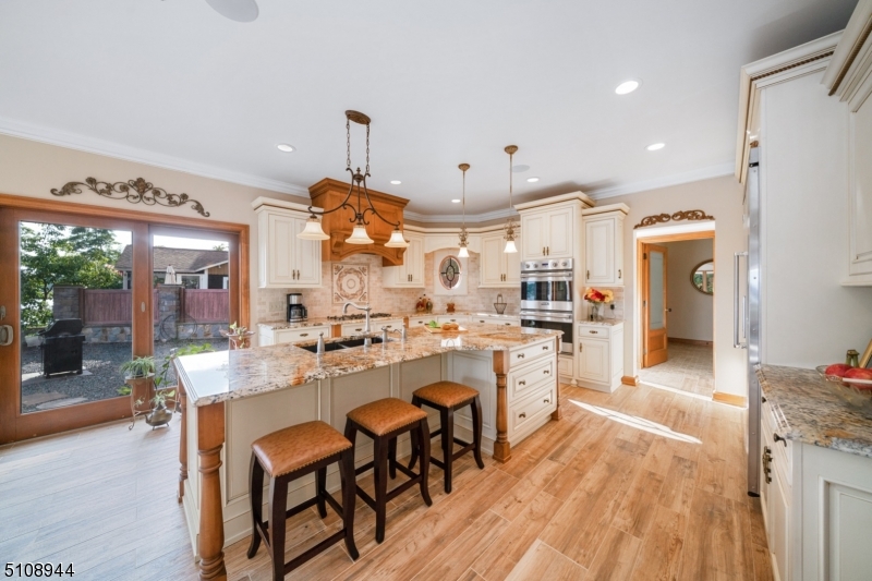 Main Lake - Residential