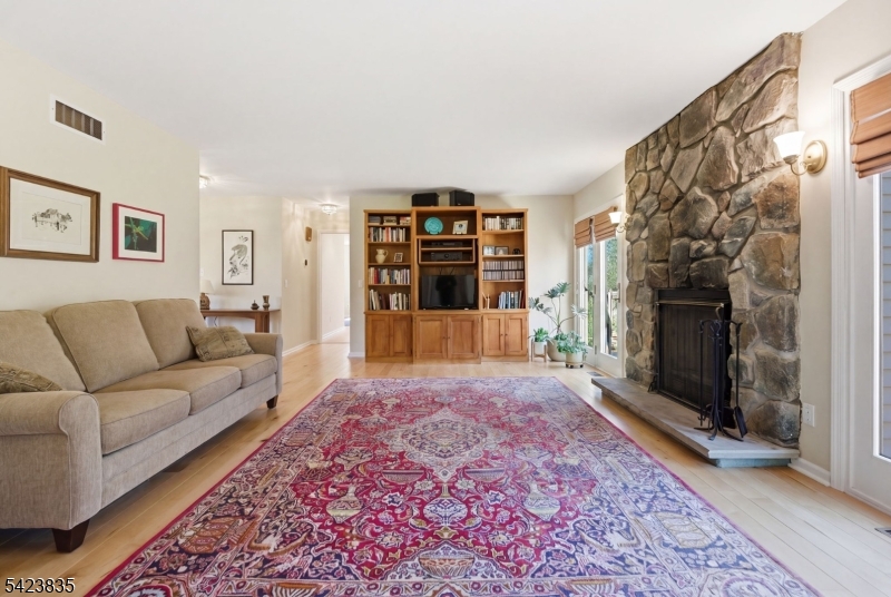 Twin Oaks - Residential