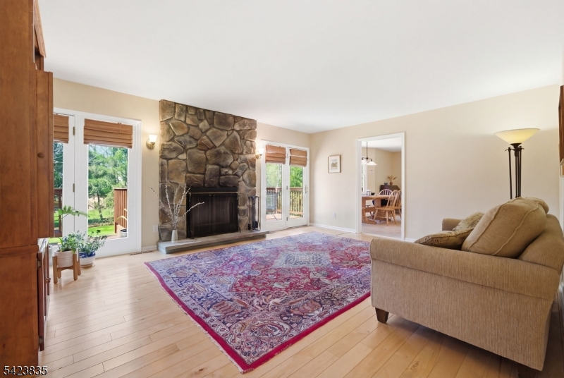 Twin Oaks - Residential