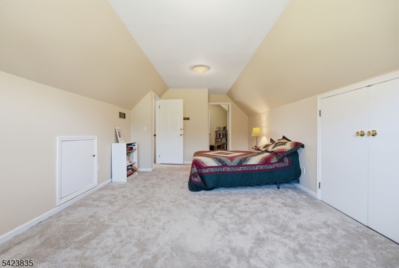 Twin Oaks - Residential