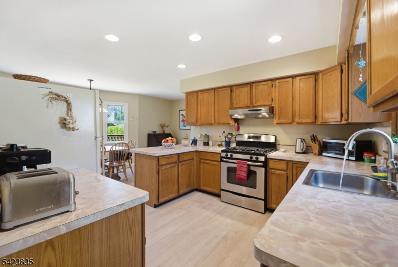 Twin Oaks - Residential