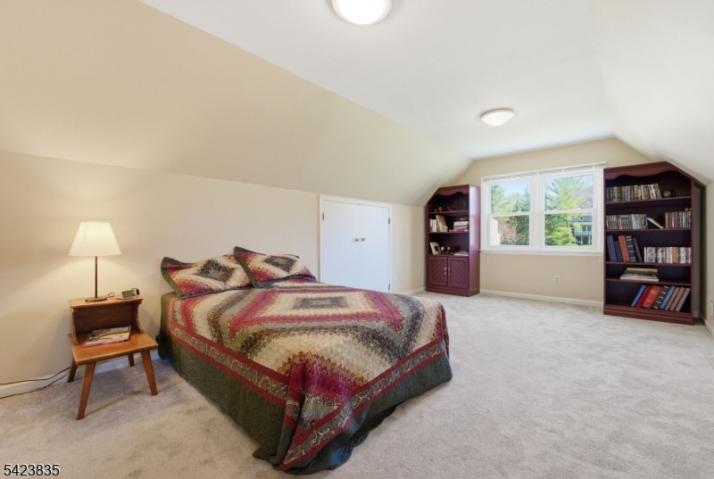 Twin Oaks - Residential