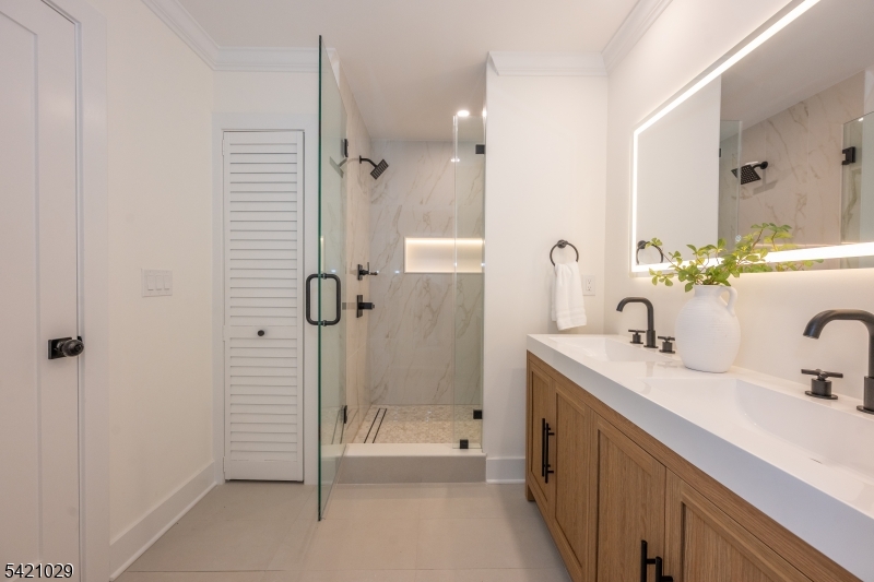 Indian Lake - Residential