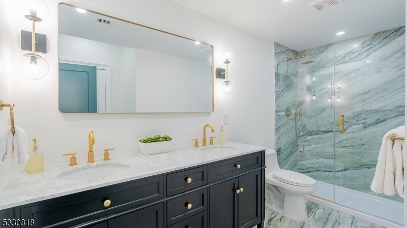 Burnet Hill - Residential