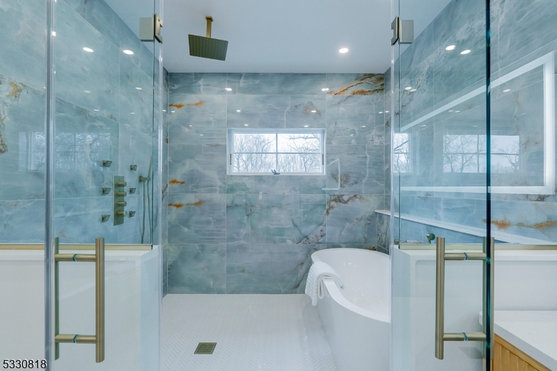 Burnet Hill - Residential