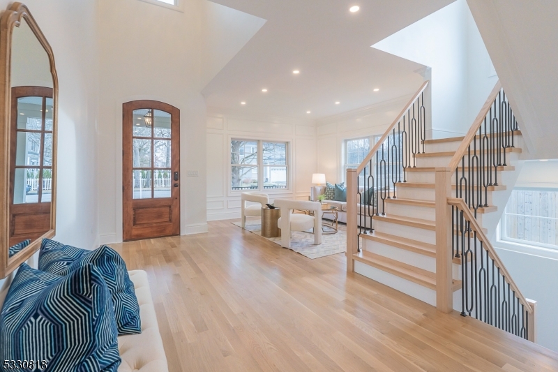 Burnet Hill - Residential