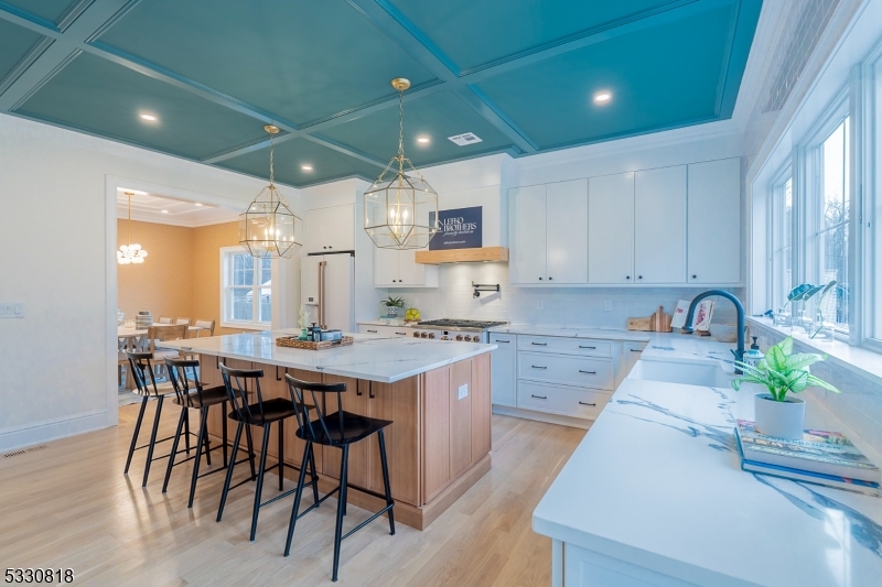 Burnet Hill - Residential