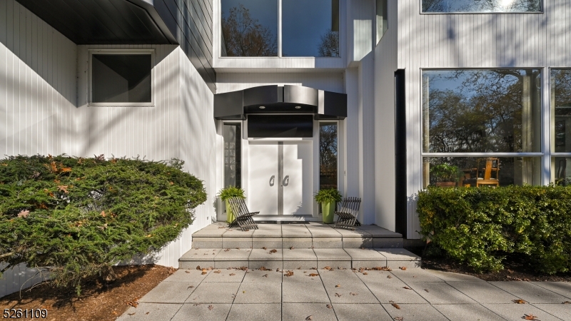 INDIAN HILLS - Residential