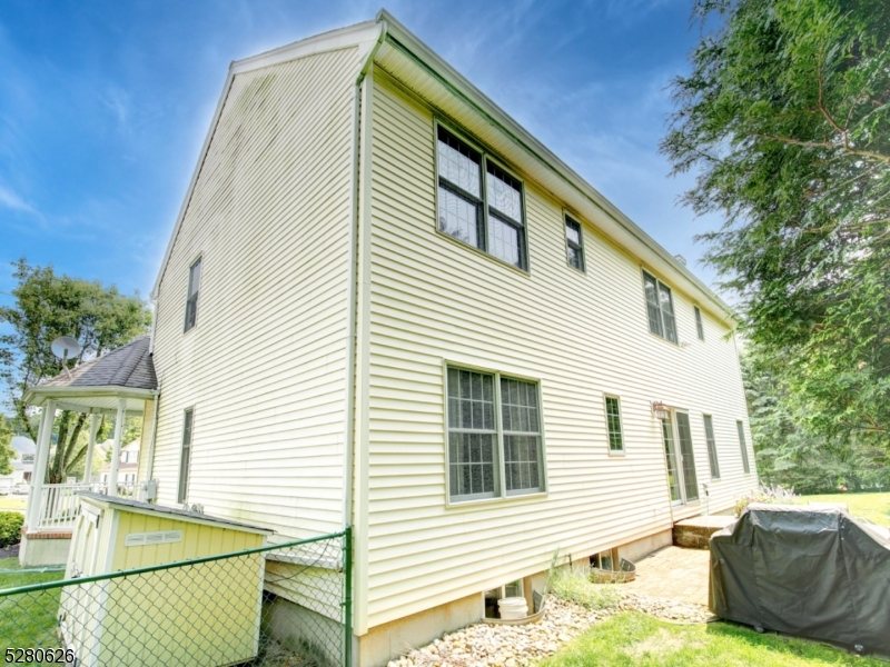 Poets Peak - Residential