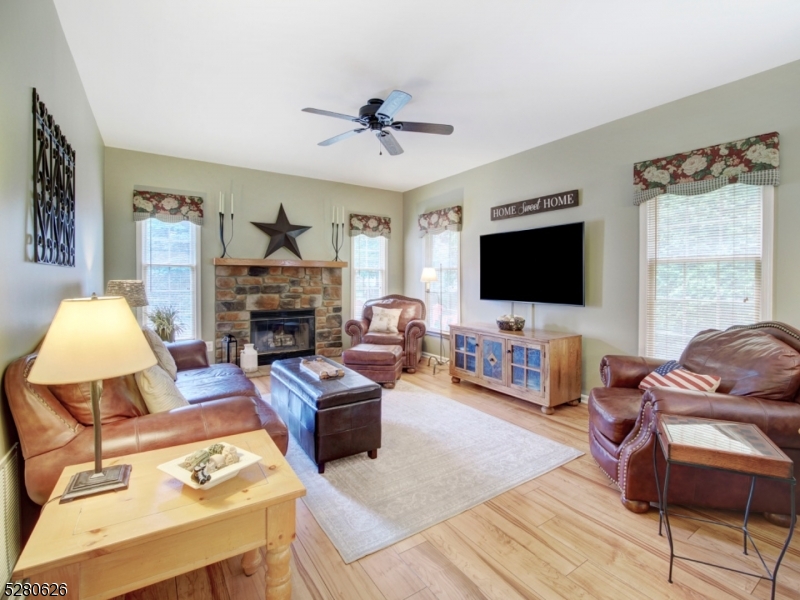 Poets Peak - Residential