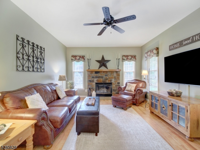 Poets Peak - Residential