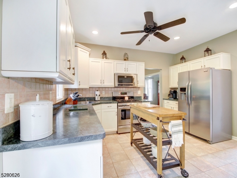 Poets Peak - Residential