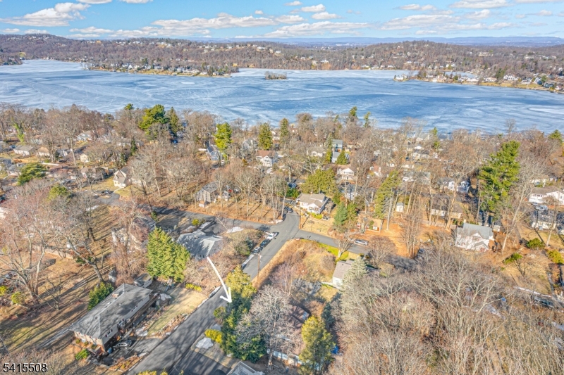 LAKE MOHAWK - Residential