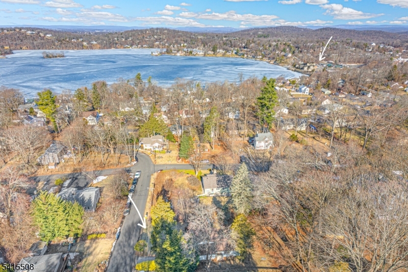 LAKE MOHAWK - Residential