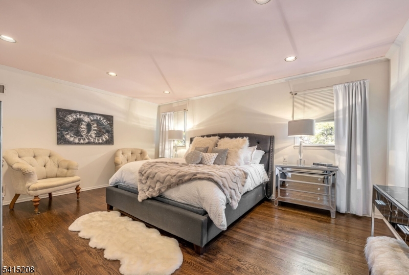 Riker Hill - Residential