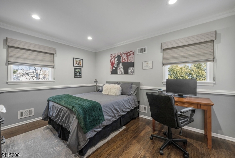 Riker Hill - Residential