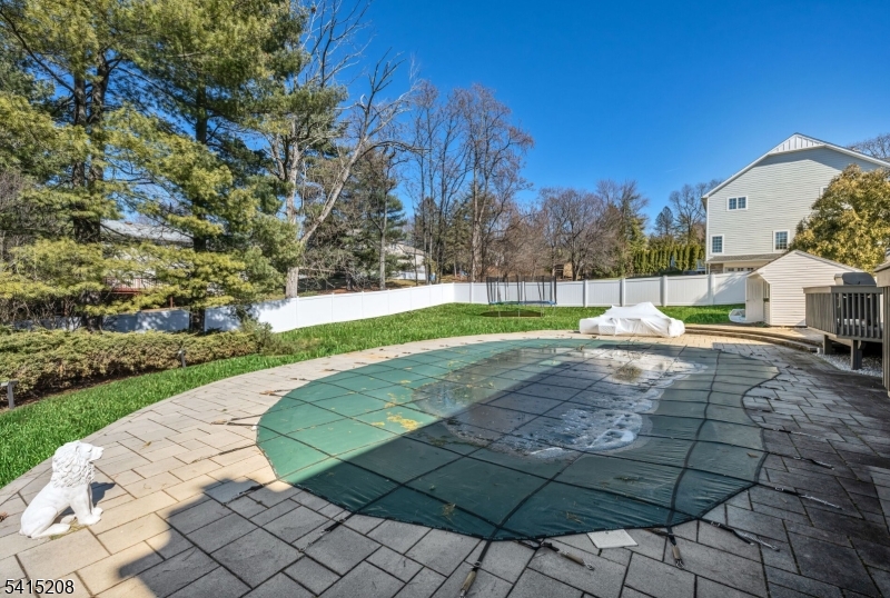 Riker Hill - Residential