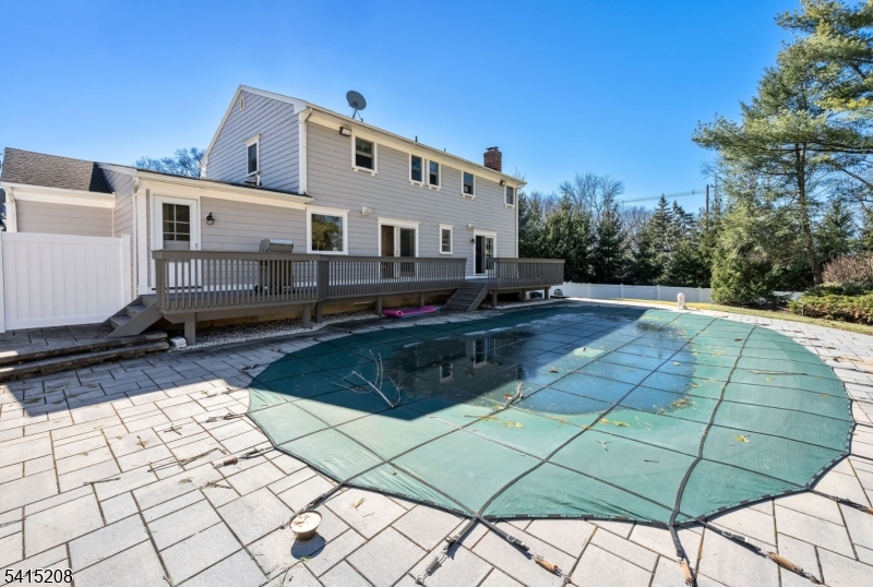 Riker Hill - Residential