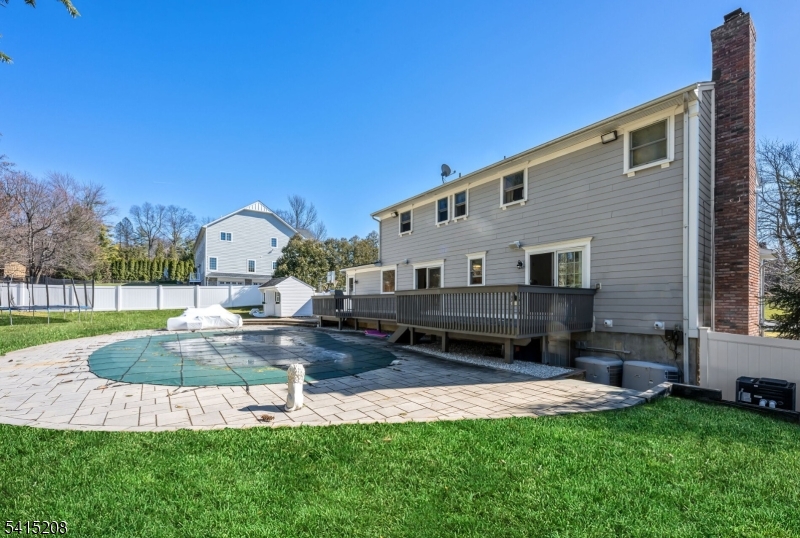 Riker Hill - Residential