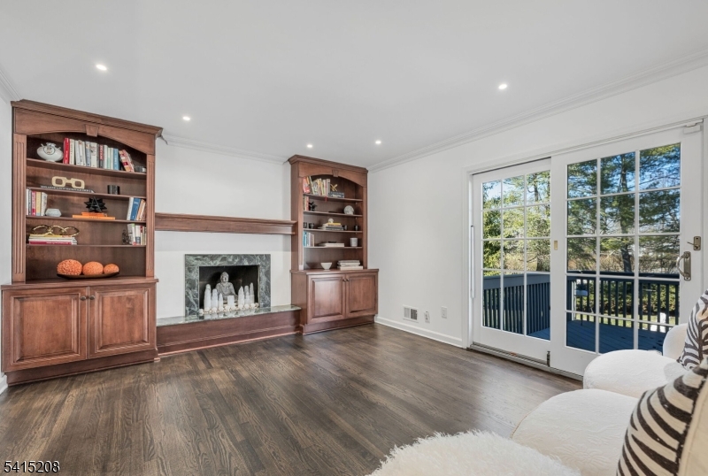 Riker Hill - Residential