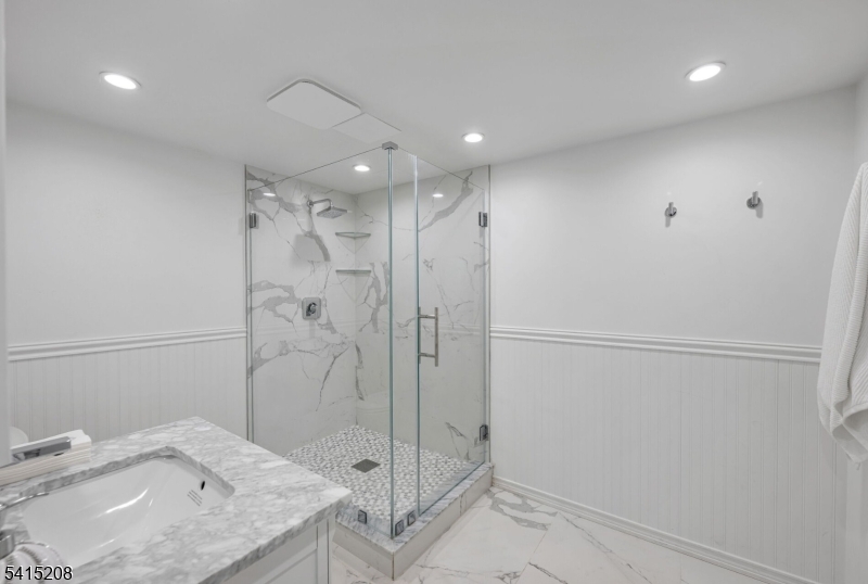 Riker Hill - Residential