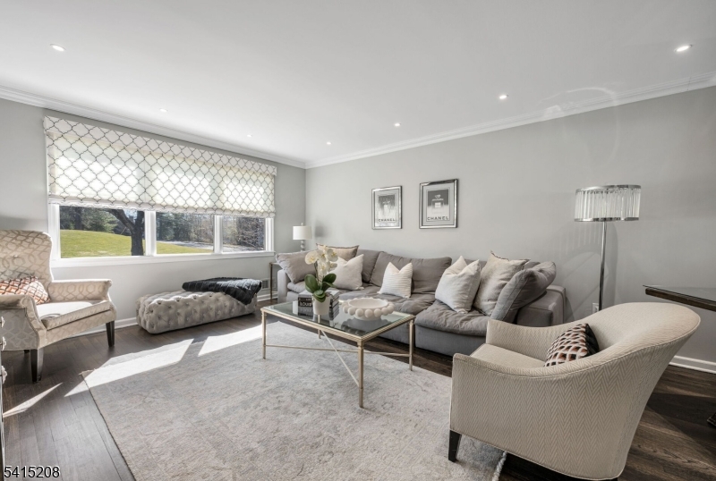 Riker Hill - Residential