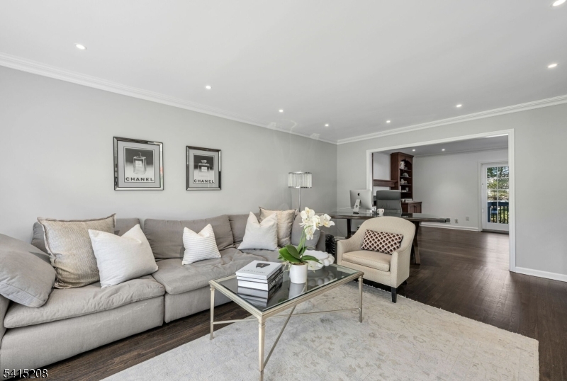 Riker Hill - Residential