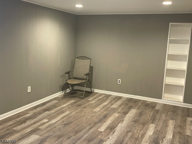 WHITE MEADOW LAKE - Residential