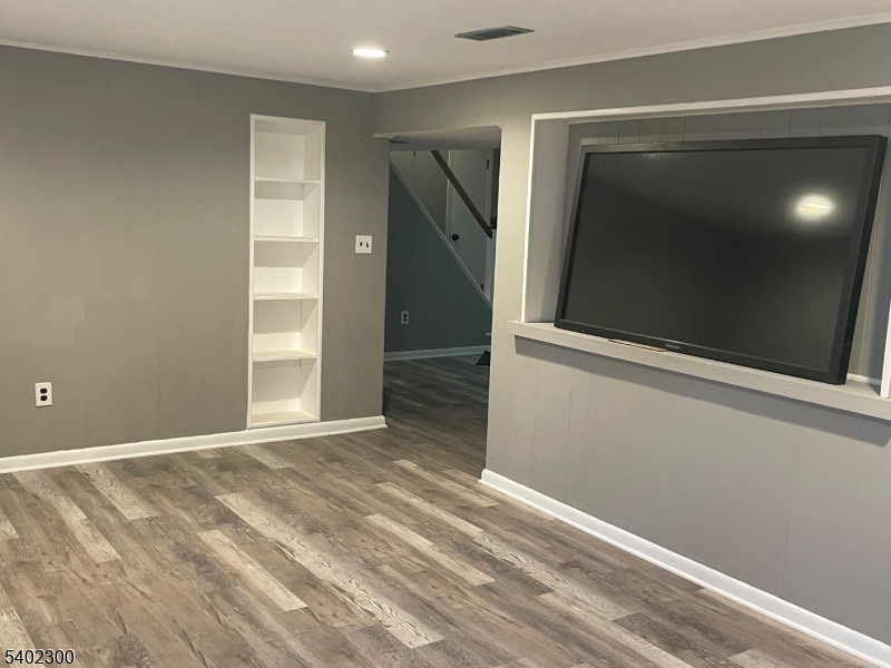 WHITE MEADOW LAKE - Residential