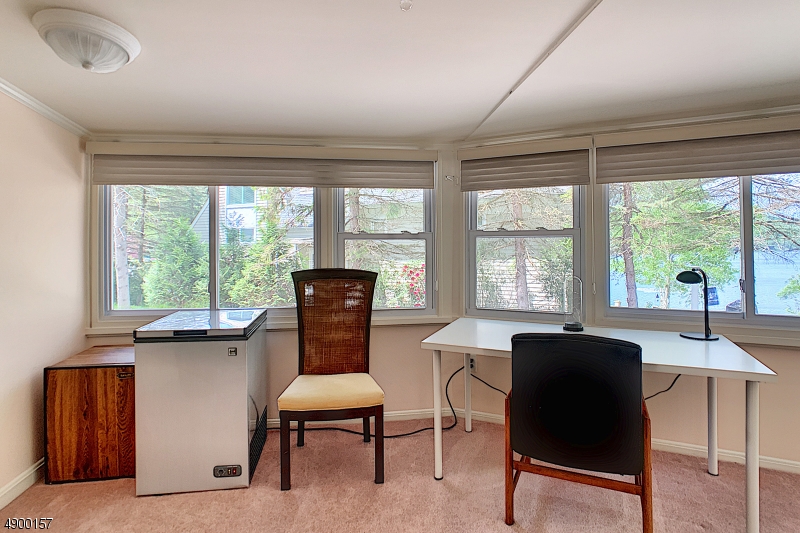 CEDAR LAKE - Residential