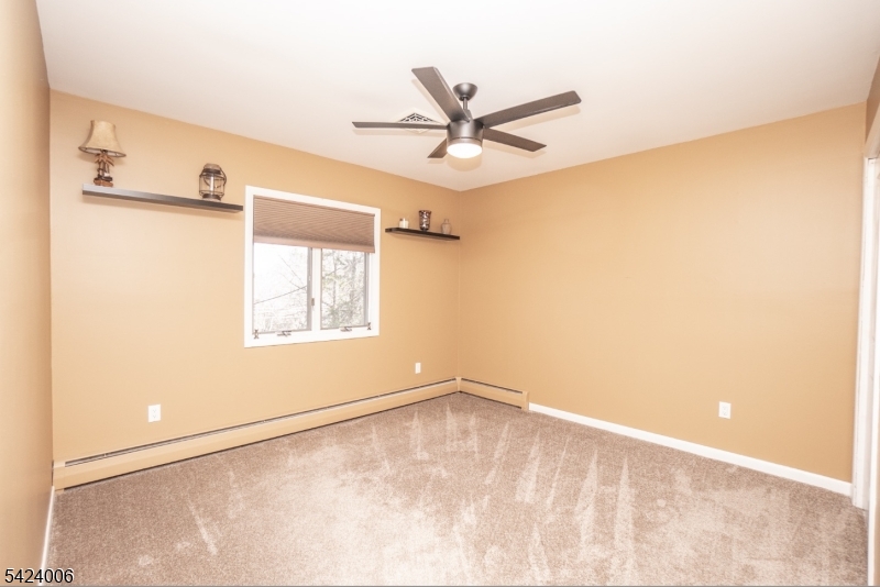 Vernon Valley Lake - Residential