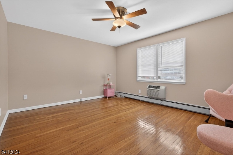 Hillcrest - Residential