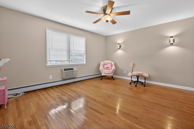 Hillcrest - Residential