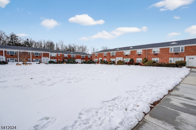 Hillcrest - Residential