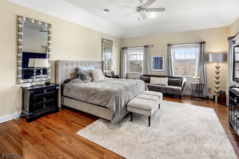 Jonah Court - Residential