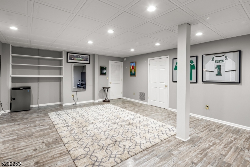 Jonah Court - Residential