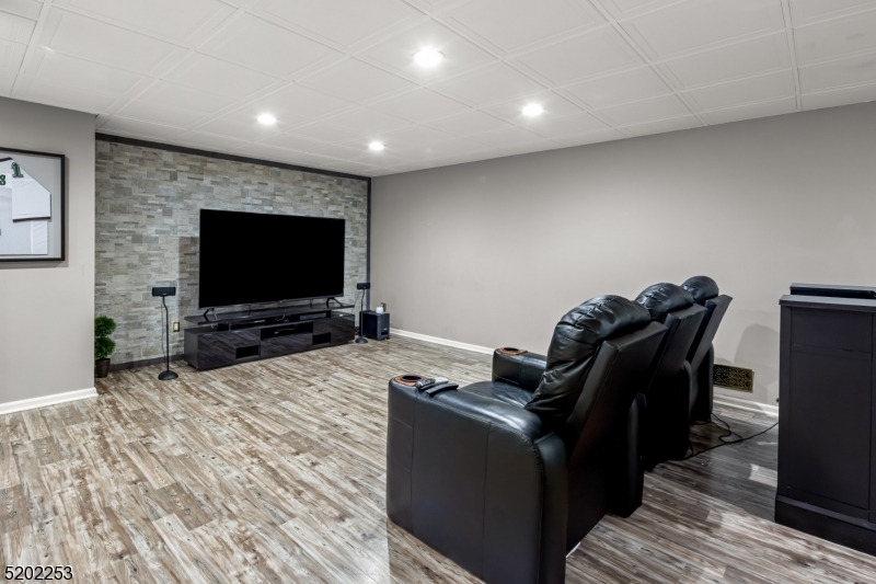 Jonah Court - Residential