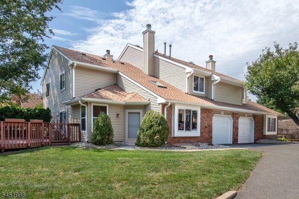 10 DRIFTWOOD DR, SOMERSET, NJ 08873 - Image 2c64e77fdbca1d9f4ff3cabc6c4a3bd8/441243671
