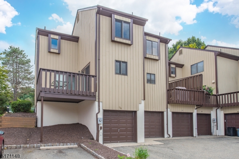 Hastings Square - Residential