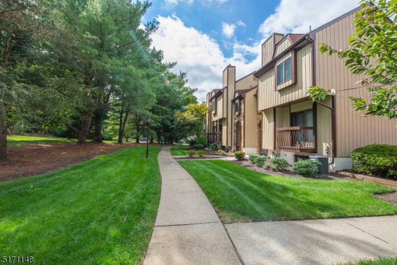 Hastings Square - Residential