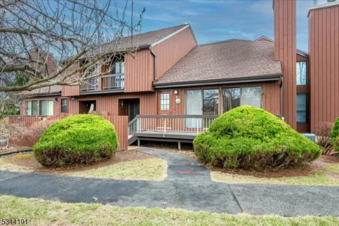 27 Bloomingdale Dr Unit 3C, Hillsborough Twp., NJ 08844 - MLS#: 3950989