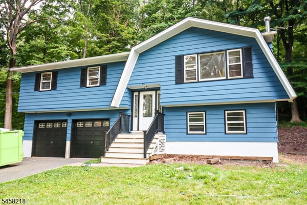 95 LONGWOOD LAKE RD, OAK RIDGE, NJ 07438 - Image 2c8d2f8a9fd220d04a10f3a17e667339/3736582752
